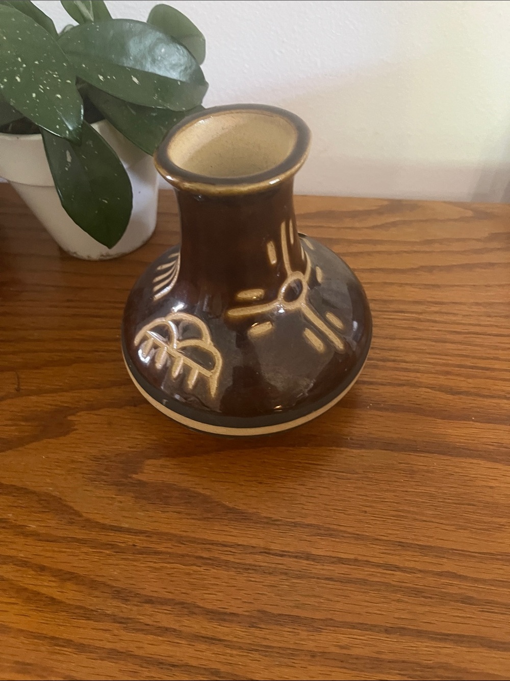 Saguaro stoneware Ceramic Decorative Vase with Cream Accents